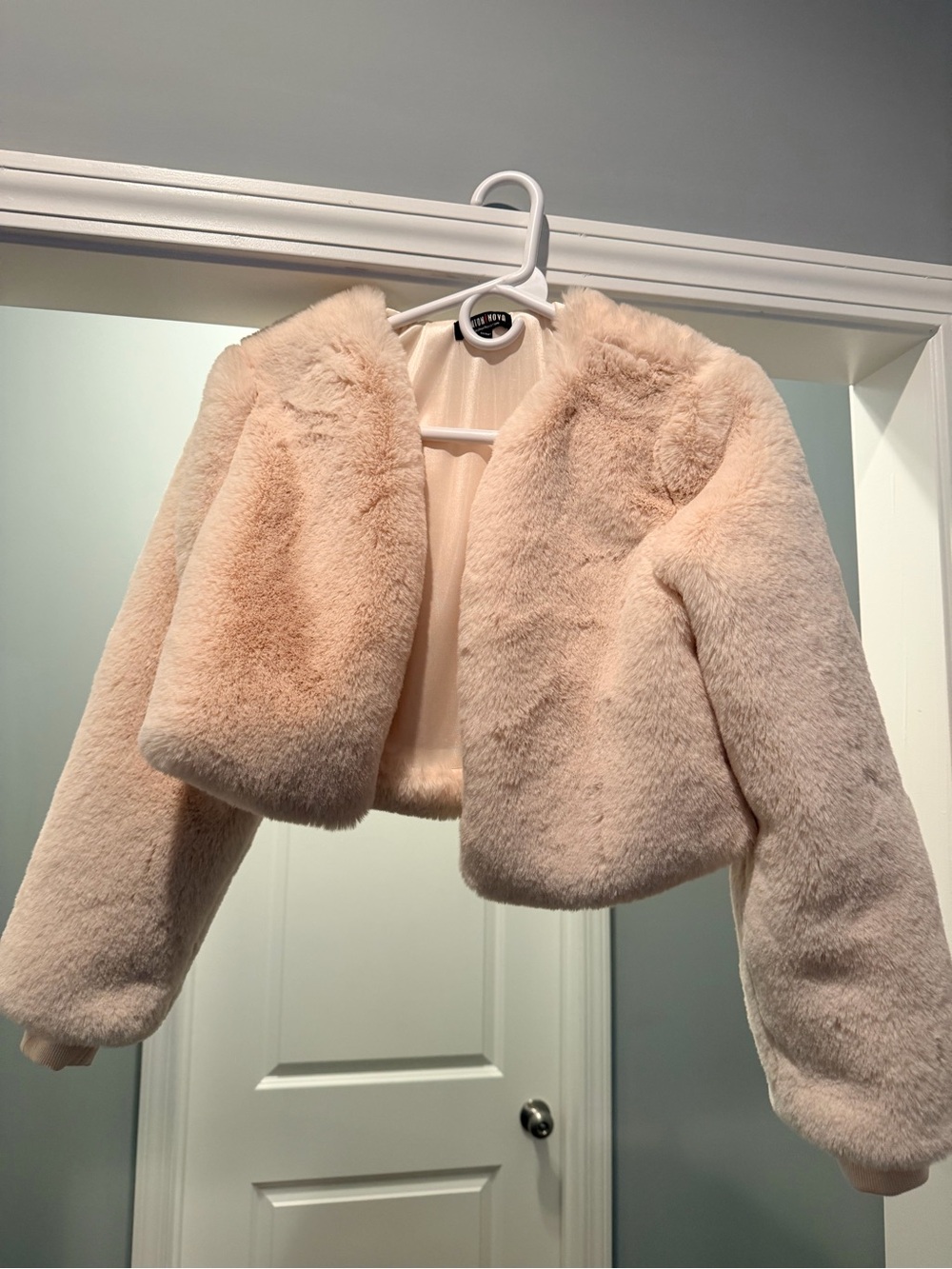 Girls Plush Faux Fur Cropped Jacket - Cream